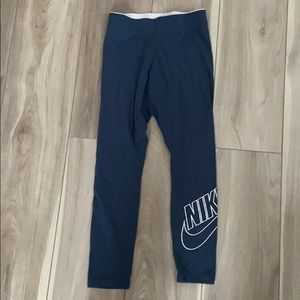 Navy Blue Nike Capri Leggings